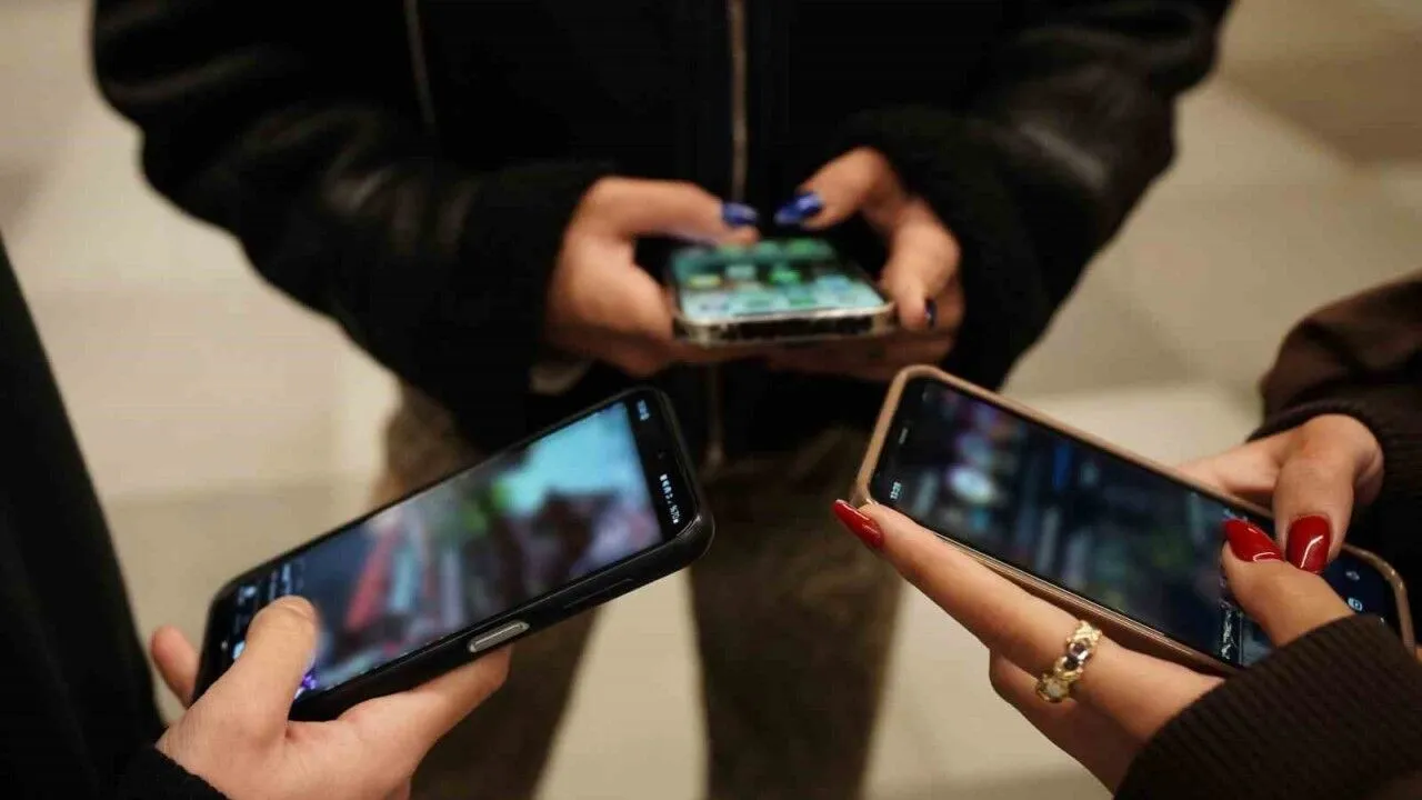 telefon bagimliligindan kurtulma yontemleri 4.webp