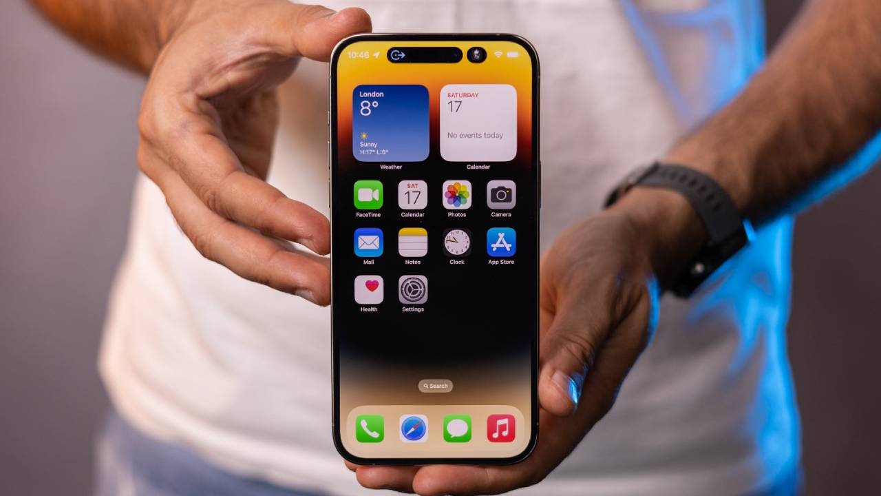 Gec kalindi ama degecek mi Appledan iPhone 17ye ekran guncellemesi