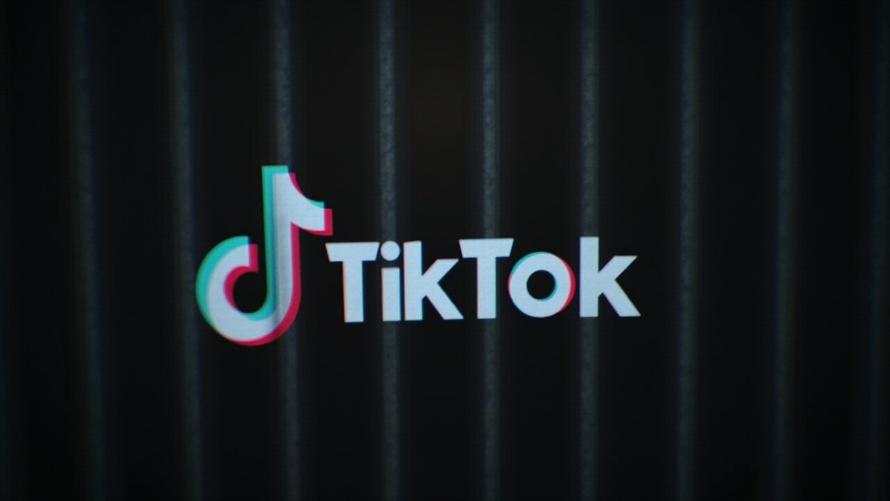tiktok genclere guzellik efekti kullanmayi yasakliyor 1 e1732731397149