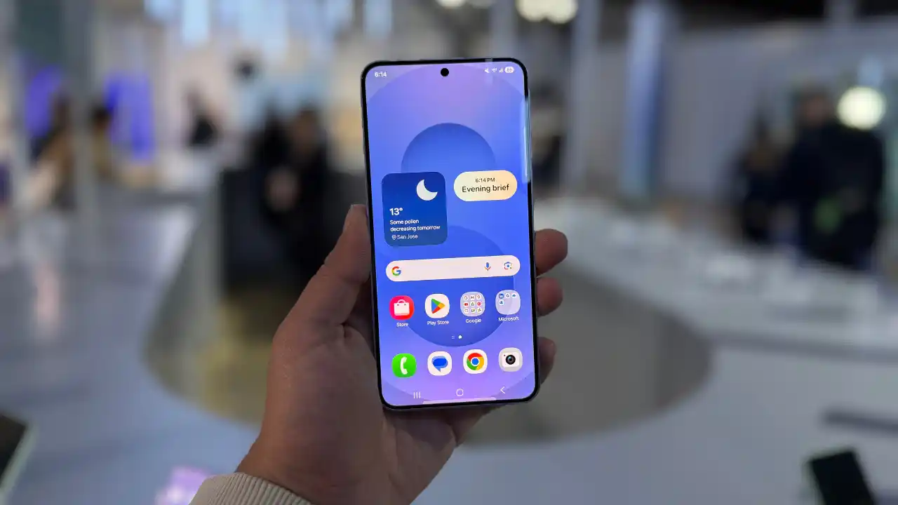 Samsung, Galaxy A34 için One UI 7 güncellemesini durdurdu 4 One UI 7 eski Samsung telefonlarda bazi ozellikleri kisitlayabilir 1.webp