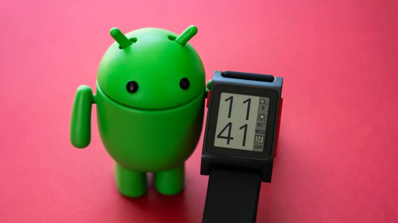 android rakip pebble akilli saat geliyor