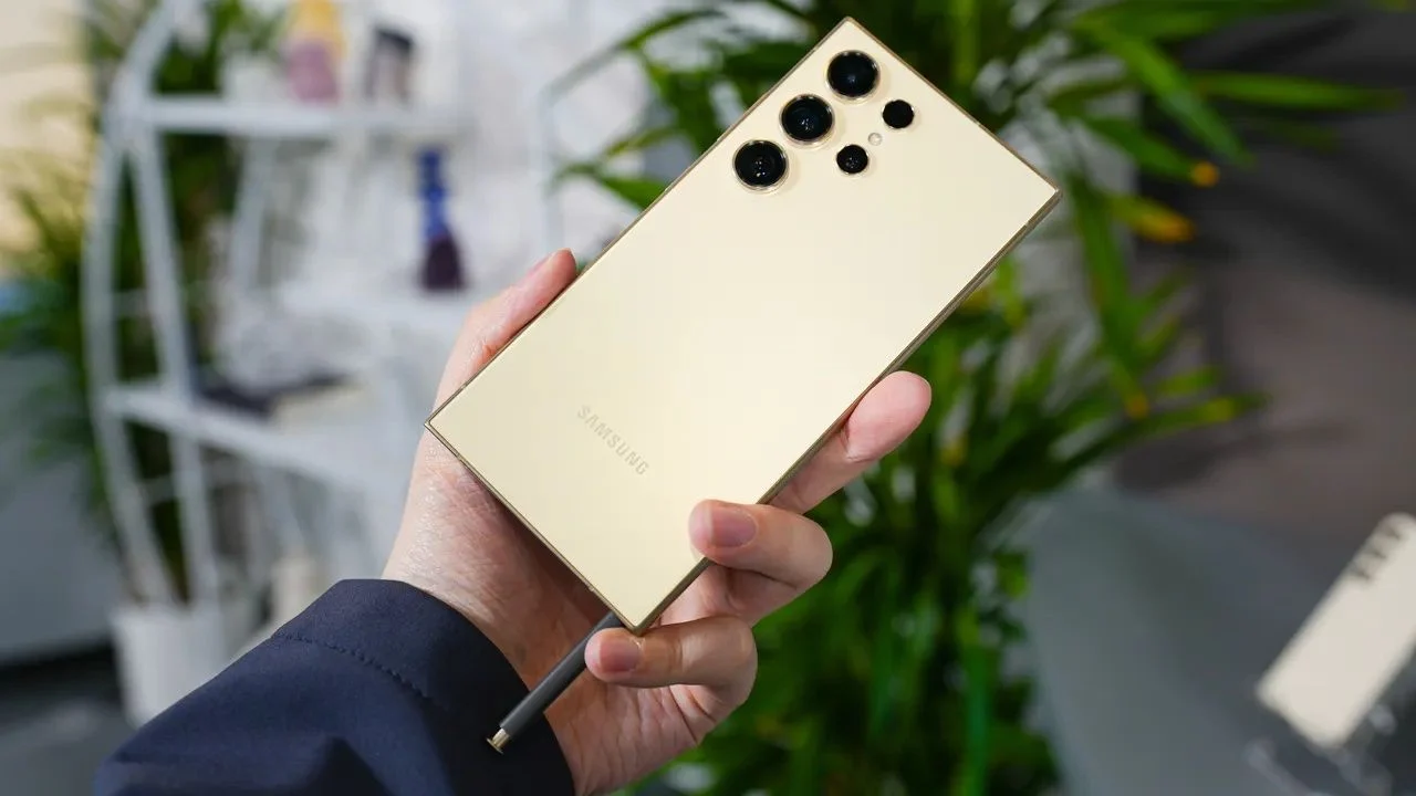 En iyi kameraya sahip akıllı telefonlar! 22 caviar john wick galaxy s25 ultra 4.webp