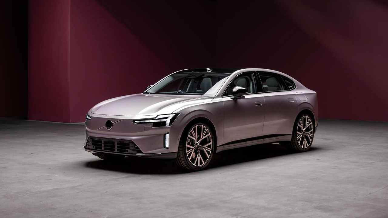 yeni tamamen elektrikli volvo es90 tanitildi 1