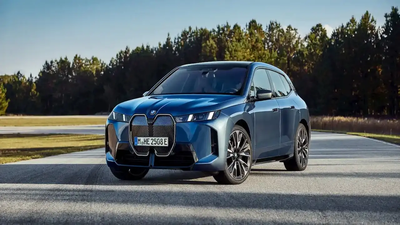 BMW i5 1.webp