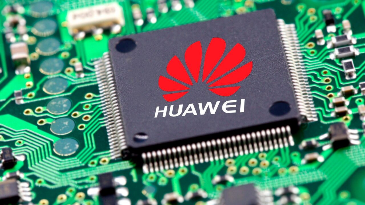 Huawei, 5nm işlemcilerini resmen erteledi! 20 Huawei Ascend 920 1