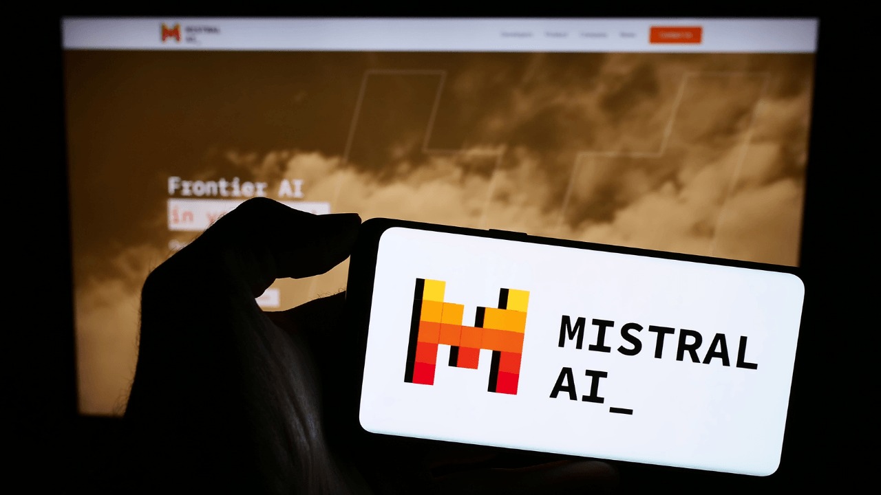 Mistral, akıl yürütebilen yapay zeka modelini duyurdu! 18 mistral ai le chat mobil uygulama