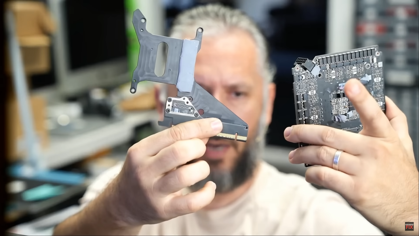 NVIDIA RTX 5090 Founders Edition hayal kırıklığı yarattı 7 NVIDIA RTX 5090 FE components 1456x820 1