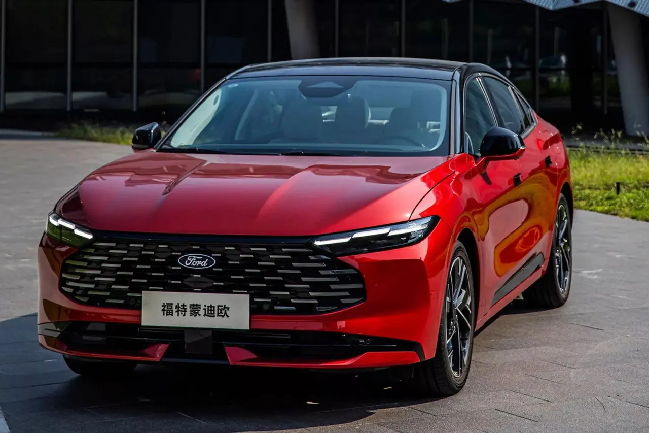 2026 Ford Mondeo tanitildi 1.webp