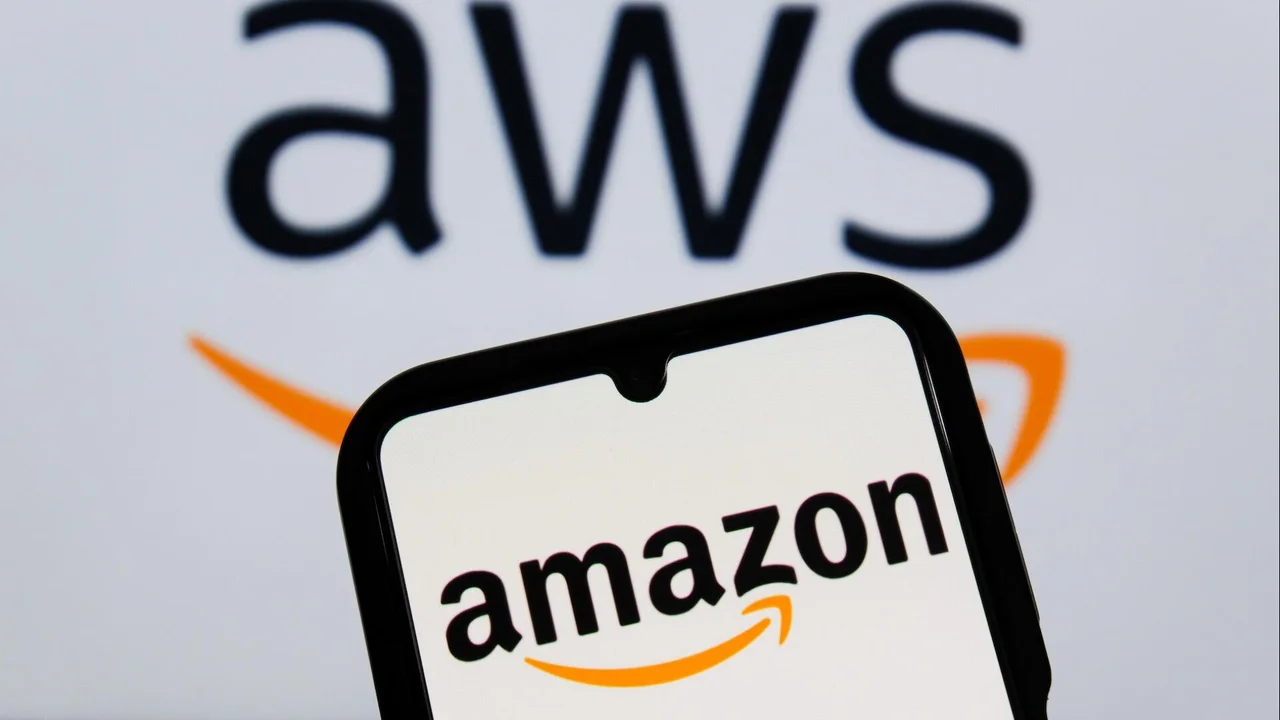 aws suudi arabistan.webp