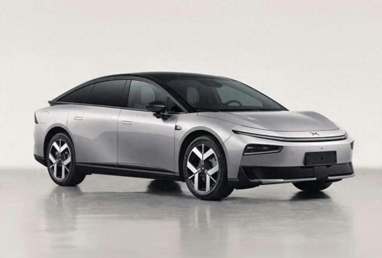 Xpeng P7 EREV 1