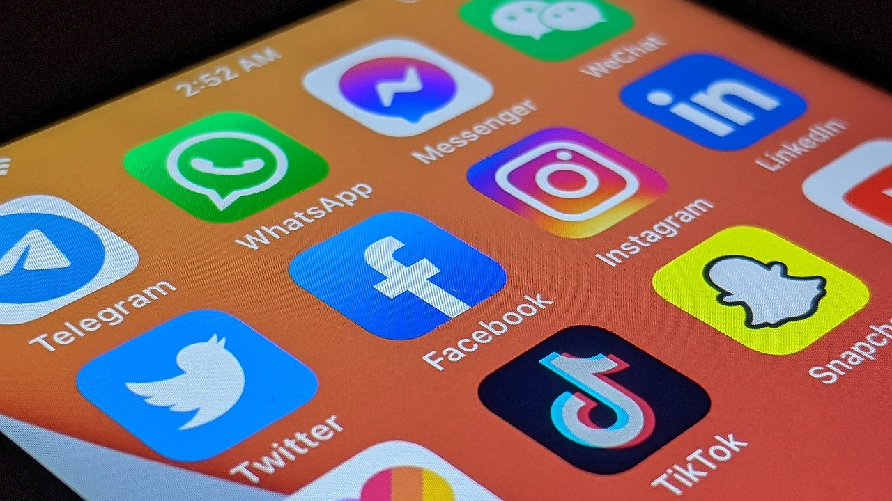 apple sosyal medya