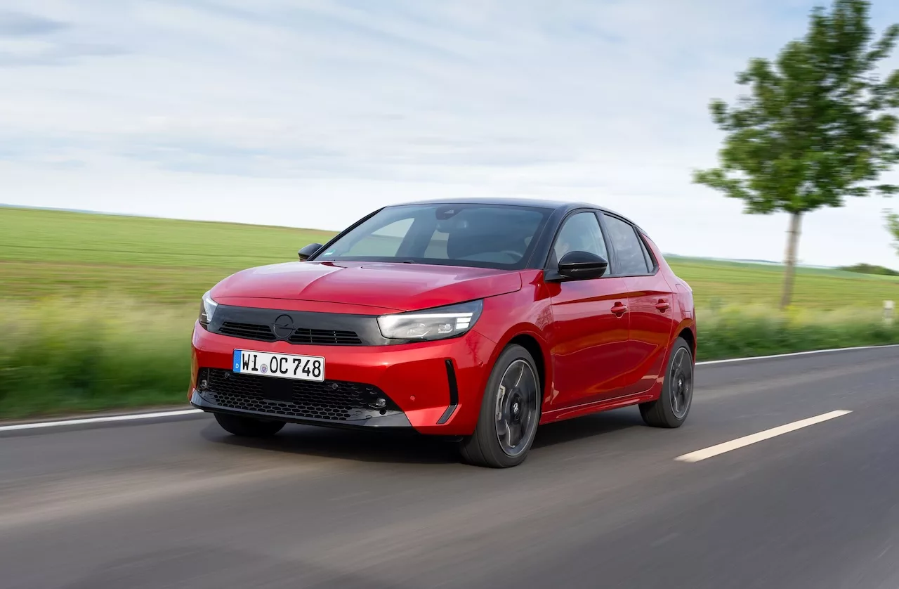 Opel Corsa Hybrid 1.webp