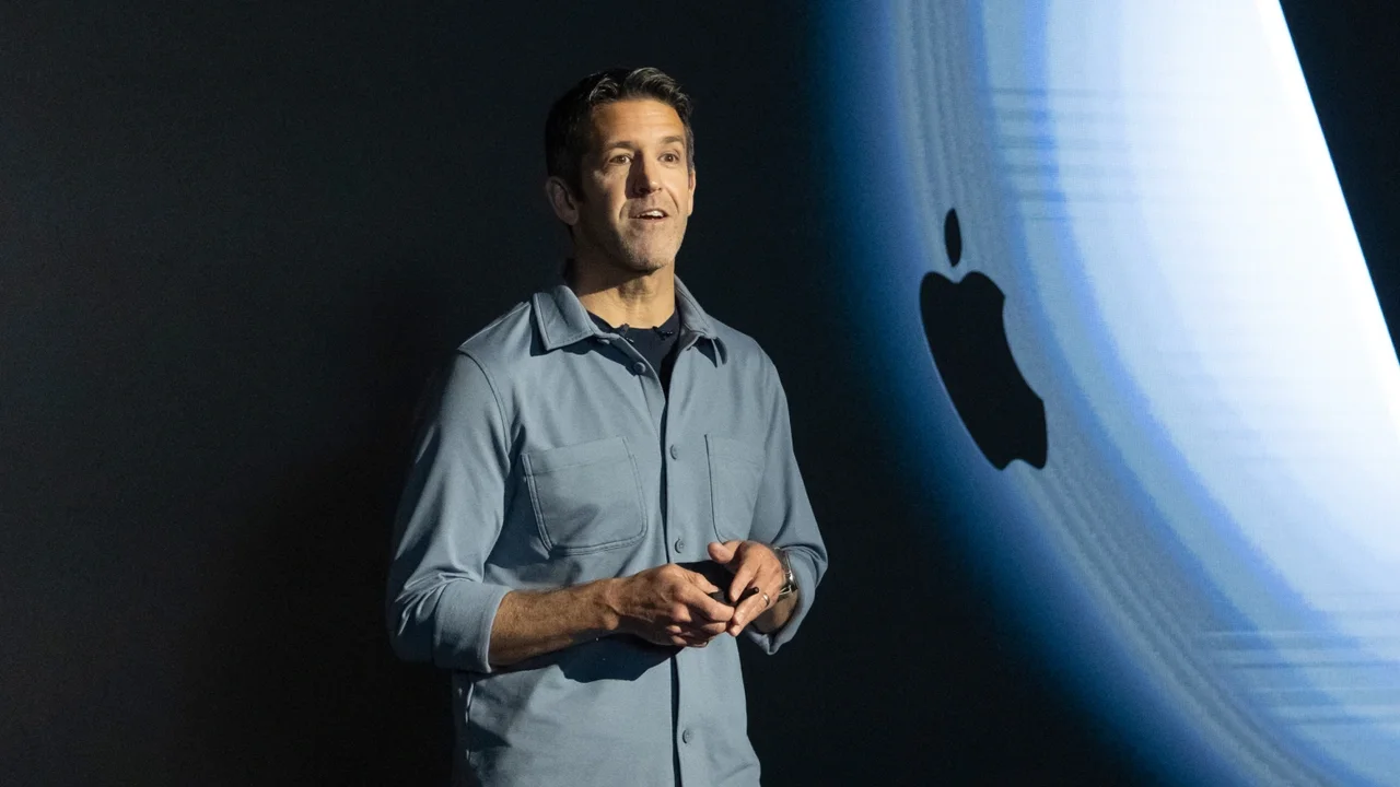 applein yeni ceosu john ternus simdiden calismaya basladi.webp