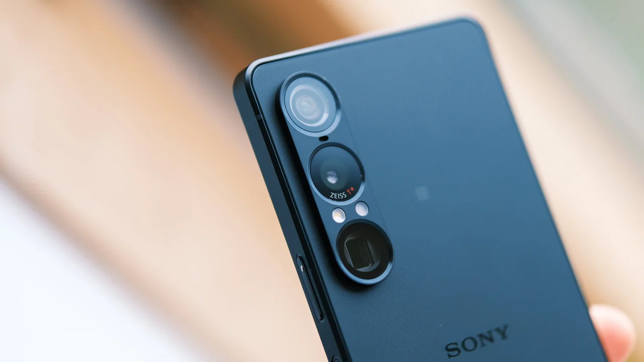 sony xperia 1 viii sizdirildi kulaklik girisi surprizi.webp