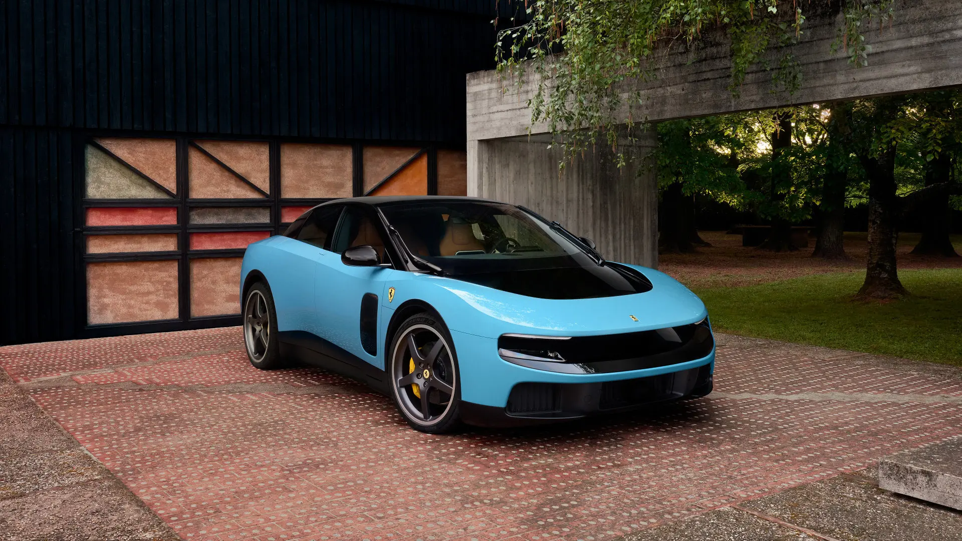 ferrari luce 1.webp