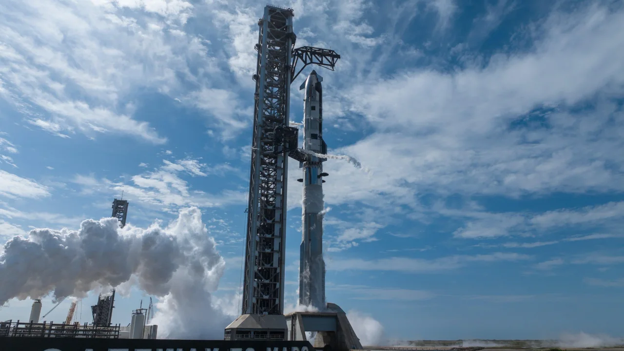 spacex starship v3 firlatmasi icin geri sayim basladi.webp