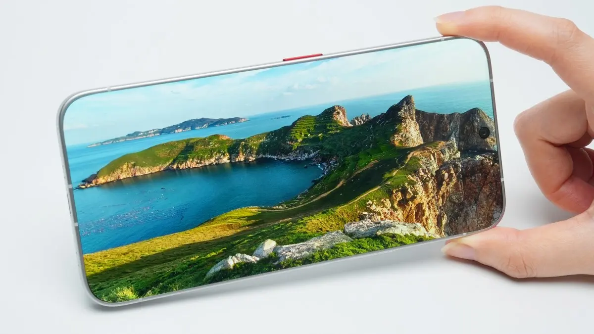 tecno 0mm cercevesiz konsept telefonunu tanitmaya hazirlaniyor 1.webp